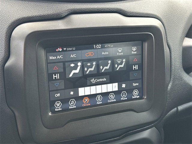 Used 2020 Jeep Renegade Latitude image 21