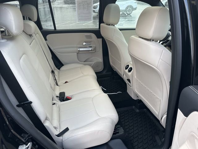 Used 2023 Mercedes-Benz GLB 250 4MATIC image 37
