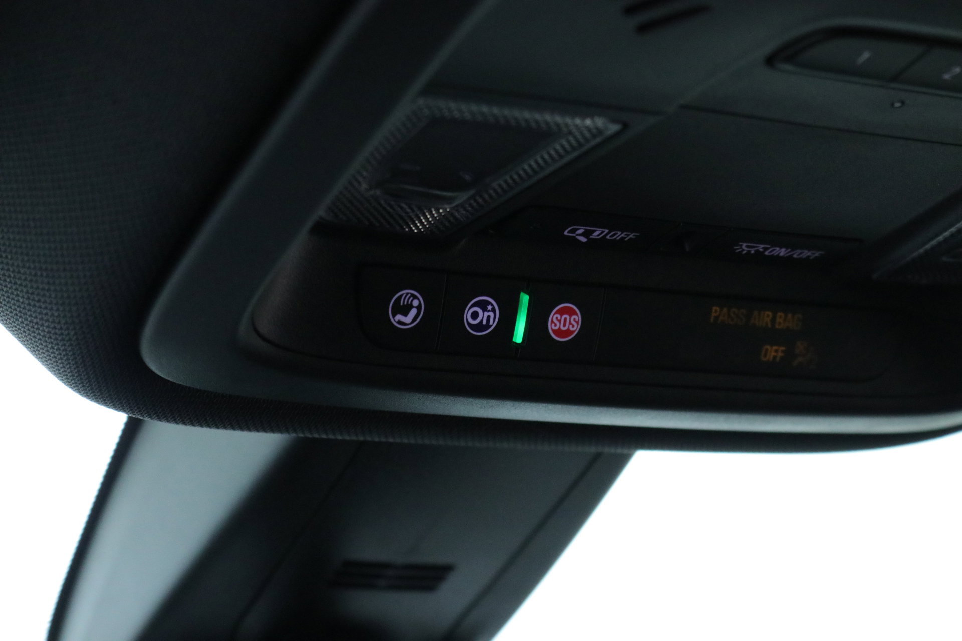 Used 2023 Chevrolet Traverse LT w/ LPO, Floor Liner Package image 19