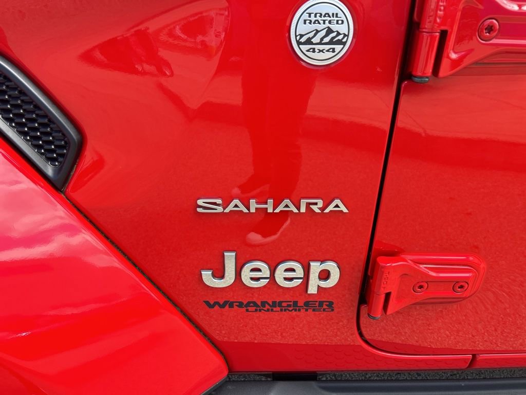 Used 2021 Jeep Wrangler Unlimited Sahara AWD/4WD image 5