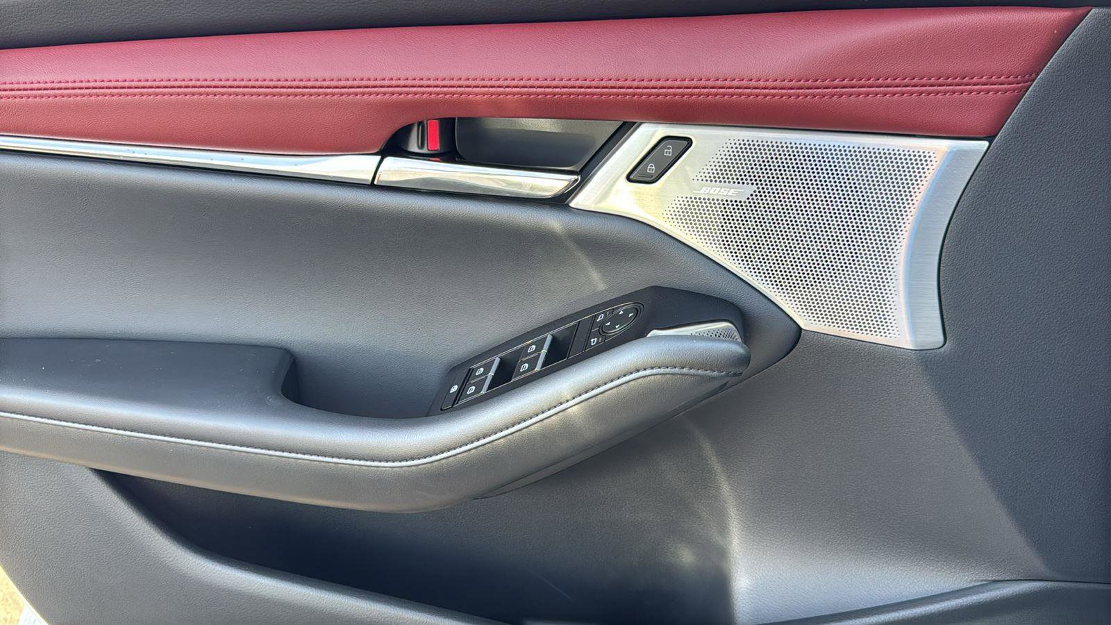 New 2026 MAZDA MAZDA3 2.5 S Hatchback w/ Premium Pkg image 8