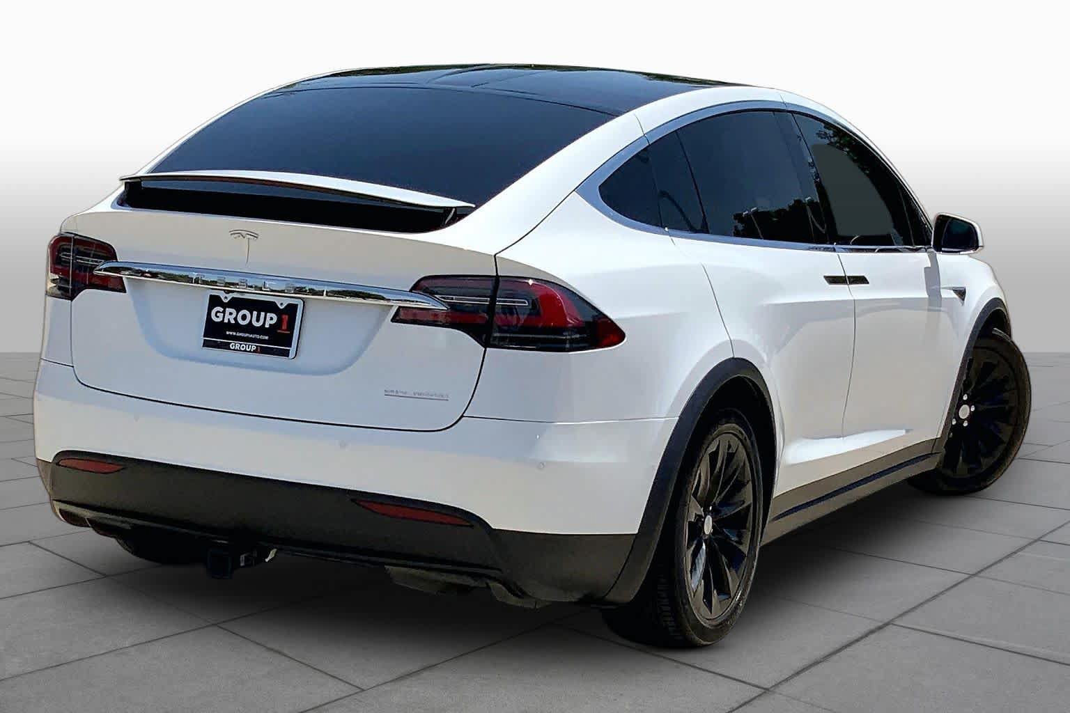 Used 2021 Tesla Model X Performance AWD/4WD image 12