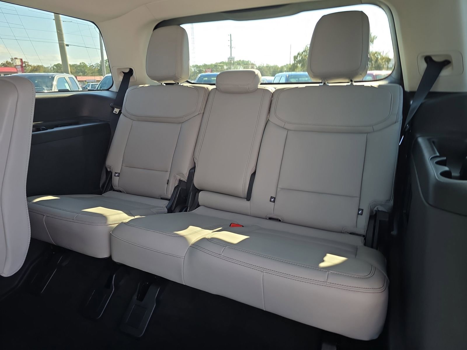 New 2025 Ford Expedition Active image 12