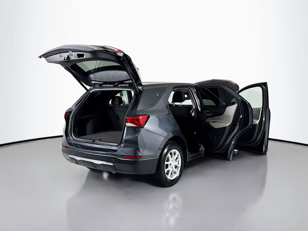 Used 2023 Chevrolet Equinox LT w/ Driver Convenience Package image 23