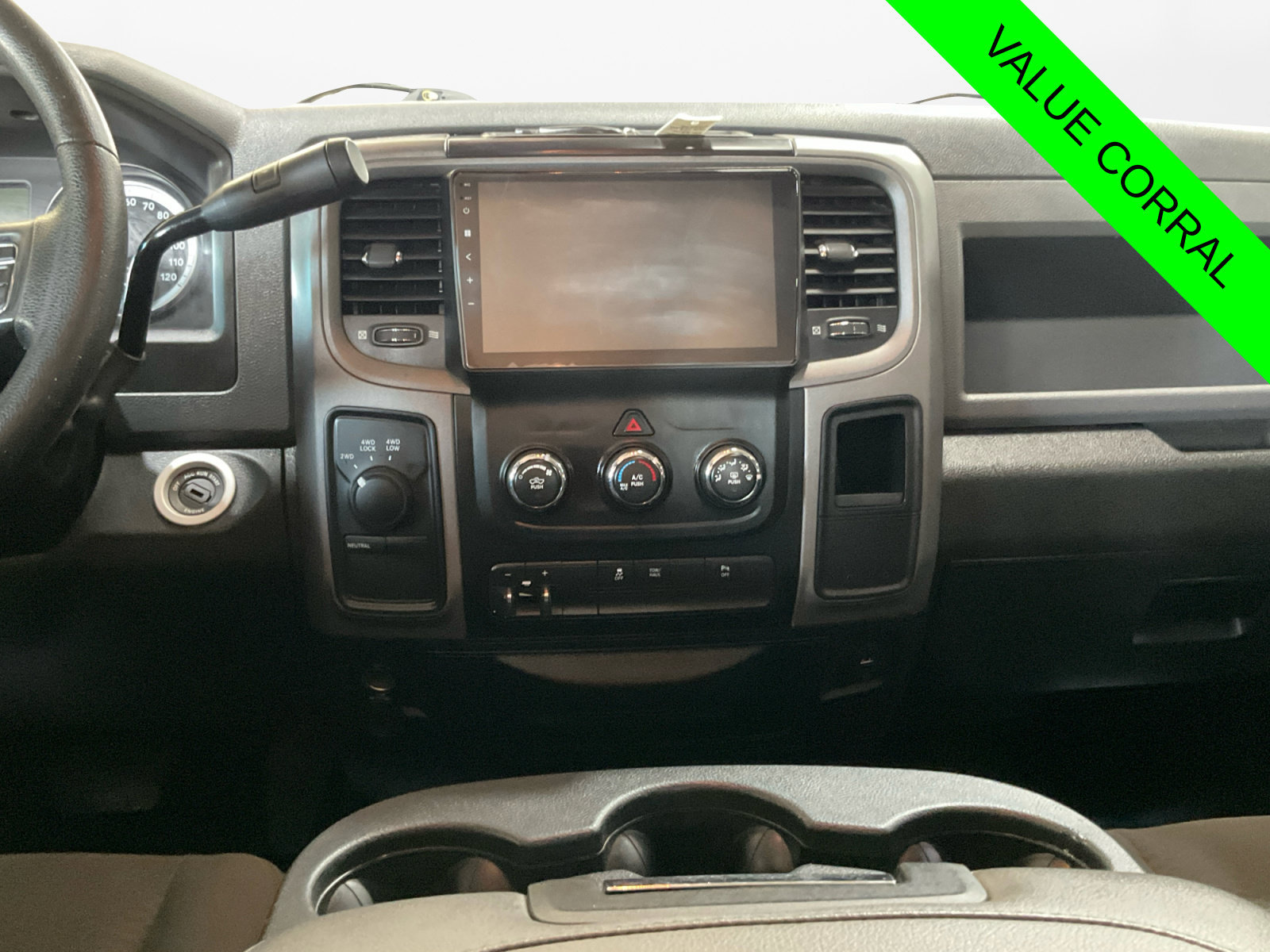Used 2015 RAM 2500 Tradesman w/ Chrome Appearance Group AWD/4WD image 11