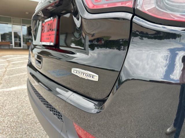 Used 2025 Jeep Compass Latitude AWD/4WD image 45