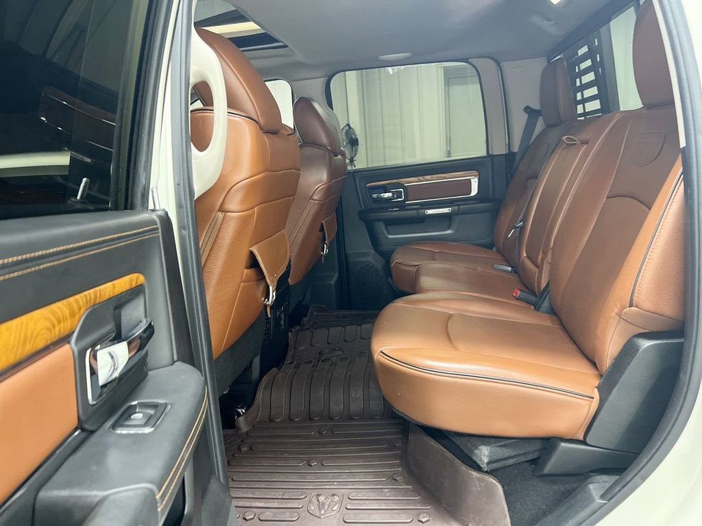 Used 2018 RAM 2500 Longhorn w/ Convenience Group AWD/4WD image 18