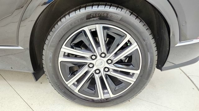 Used 2025 Cadillac Lyriq Luxury AWD/4WD image 76