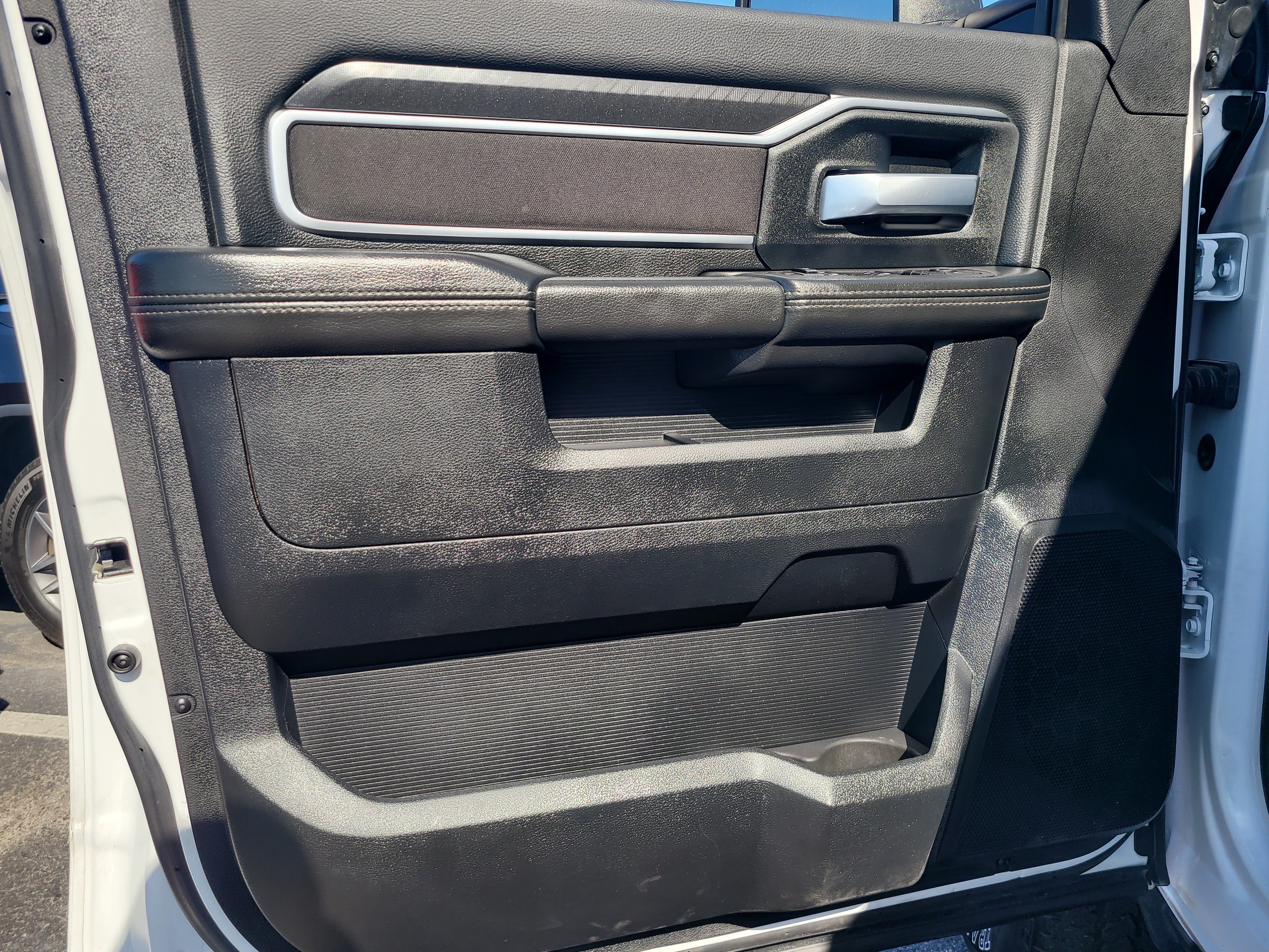 Used 2025 RAM 2500 Big Horn AWD/4WD image 15