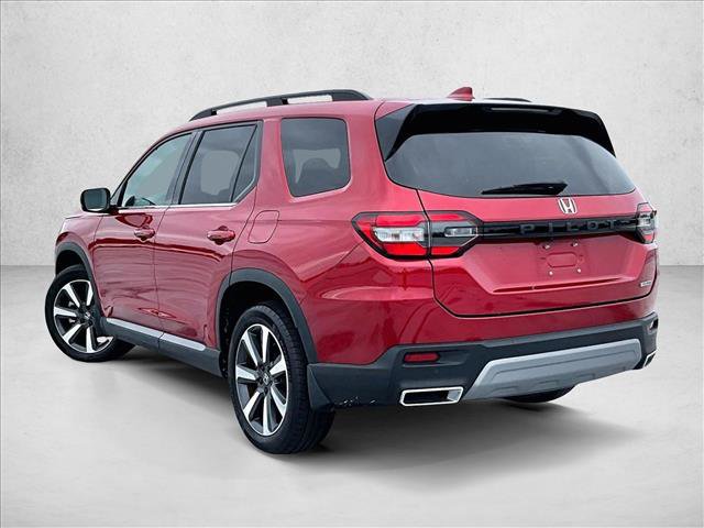 Used 2023 Honda Pilot Touring image 13