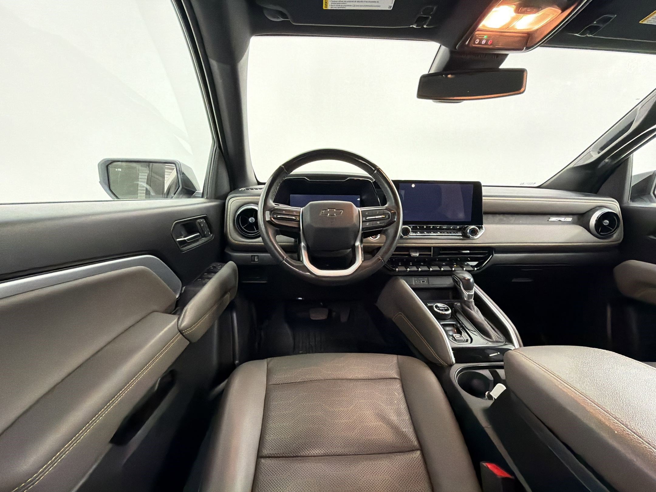 Used 2023 Chevrolet Colorado ZR2 w/ ZR2 Convenience Package III image 14