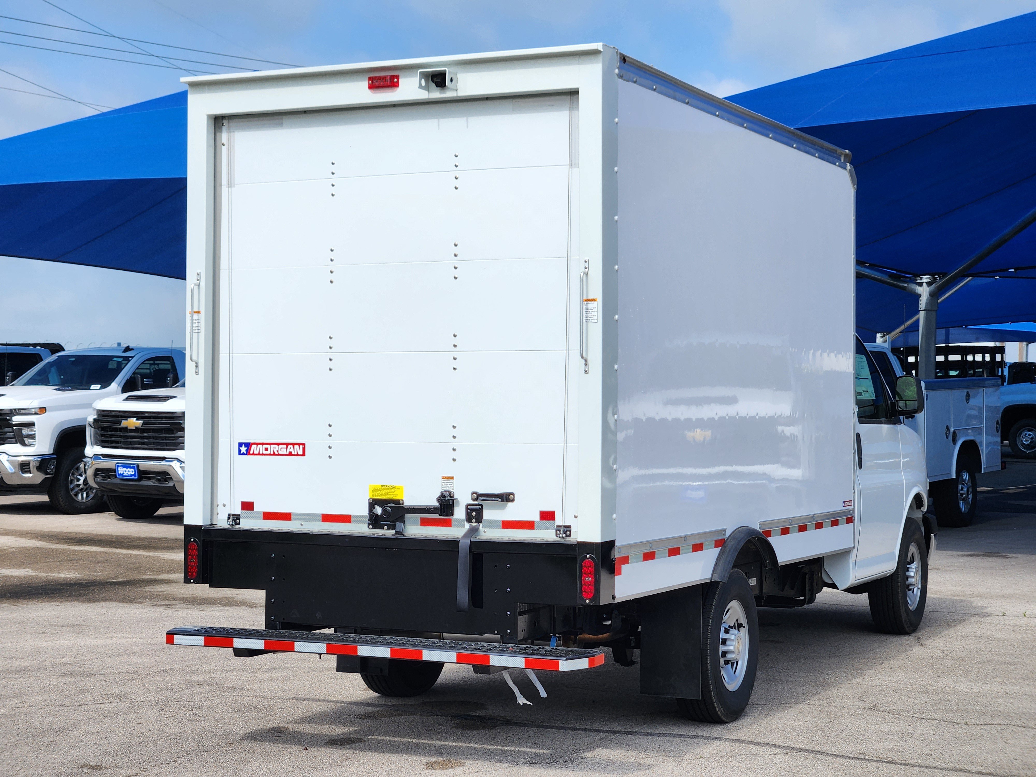 New 2026 Chevrolet Express 3500 w/ Power Convenience Package RWD image 3
