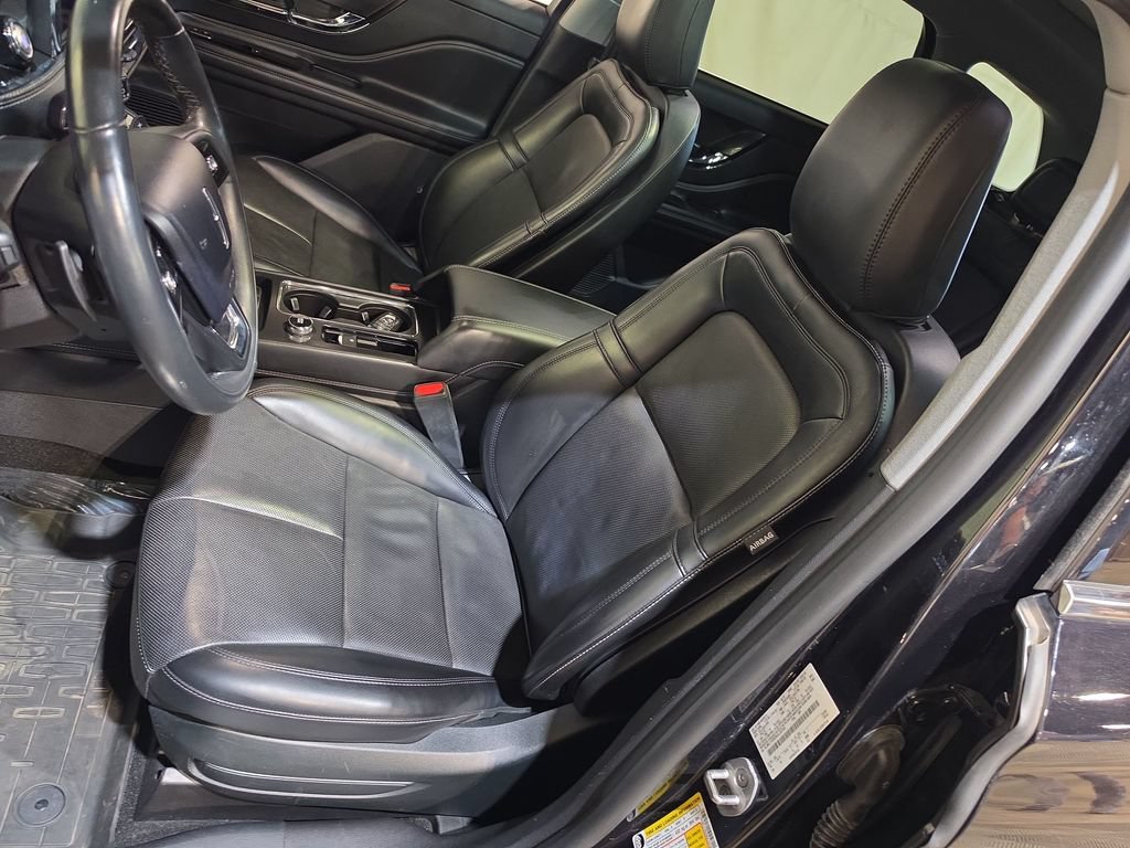Used 2022 Lincoln Corsair AWD w/ Premium Package image 13