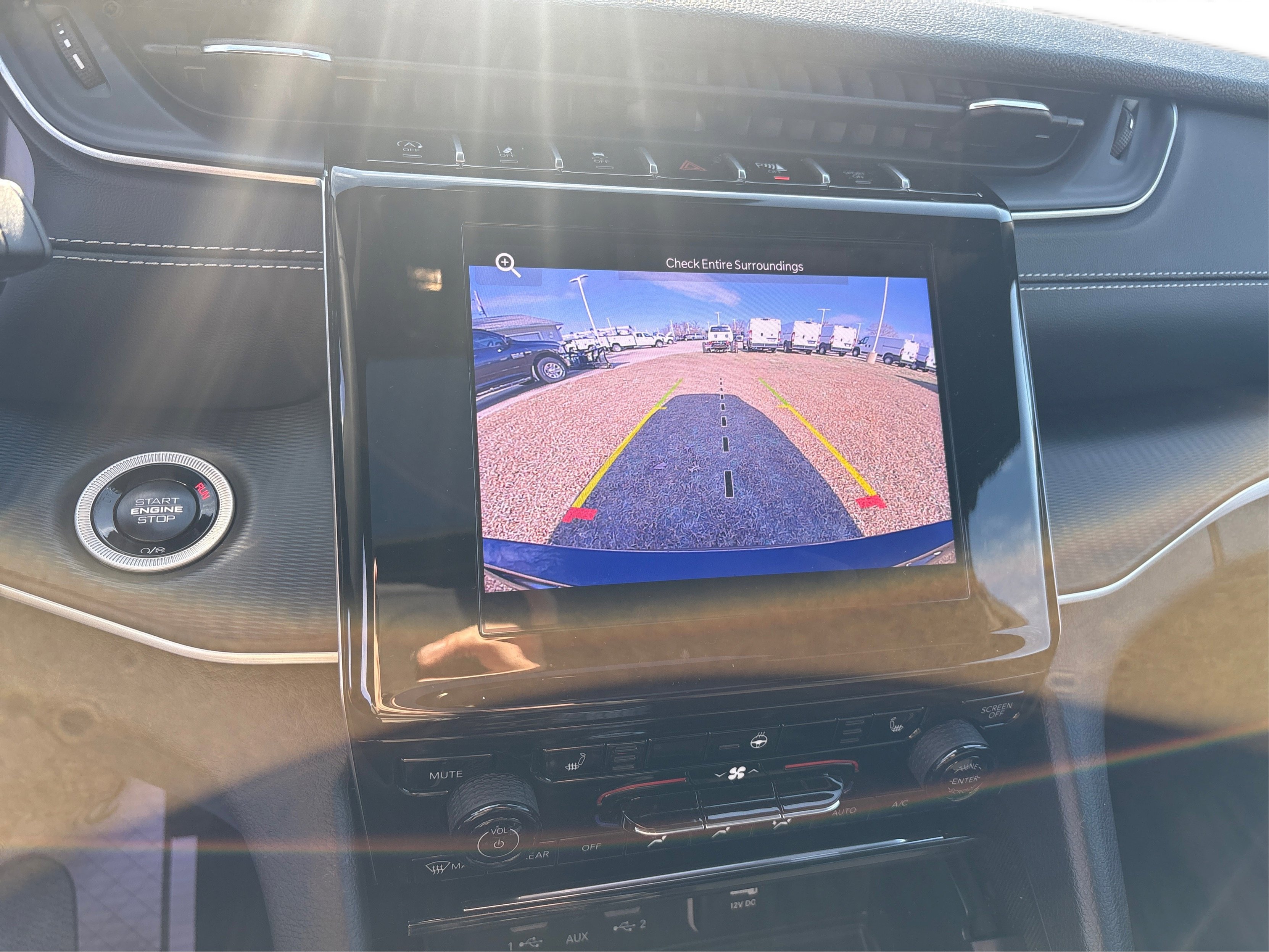 Used 2024 Jeep Grand Cherokee L Altitude image 26