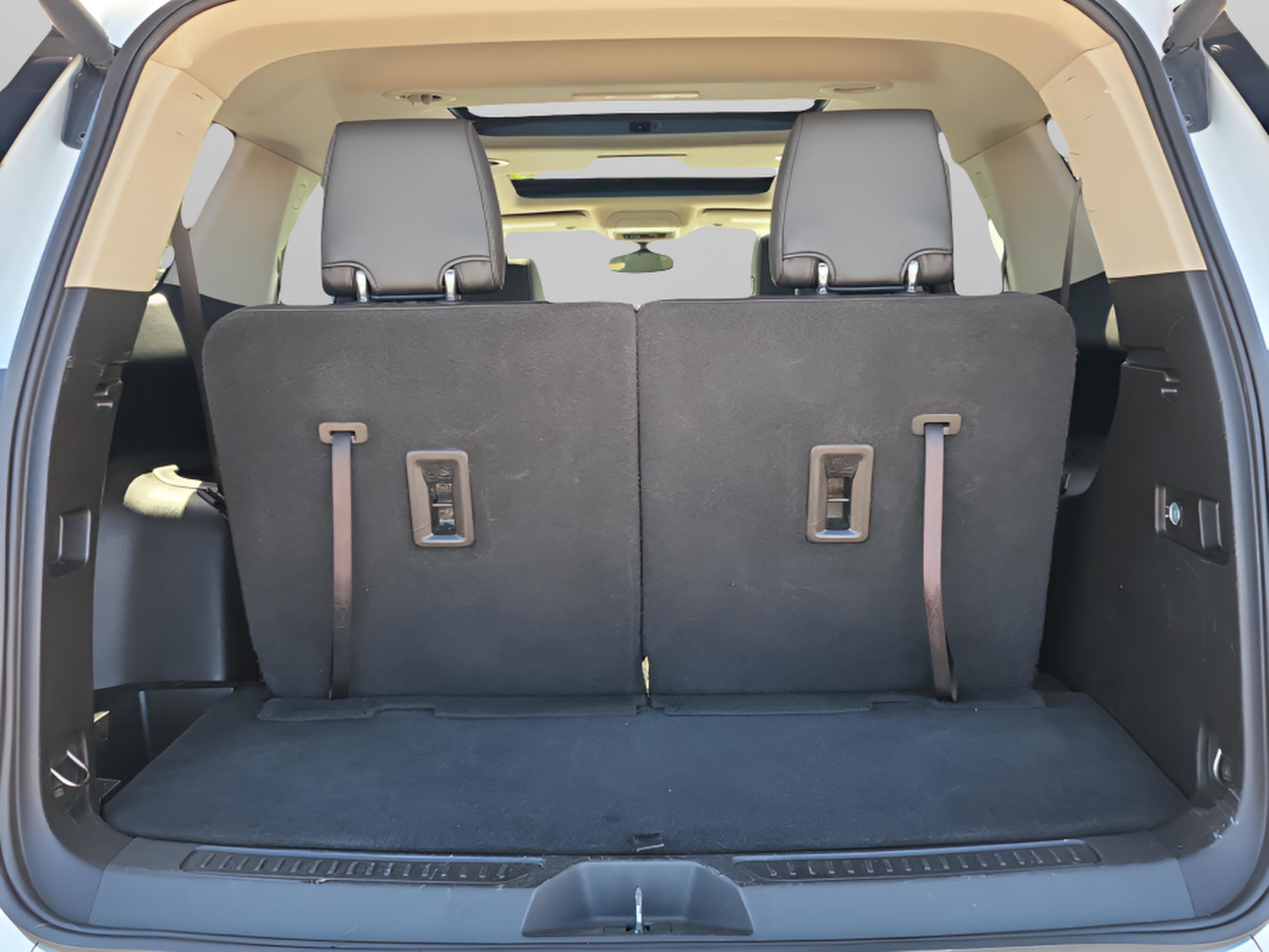 Used 2018 GMC Acadia Denali w/ Technology Package FWD image 7