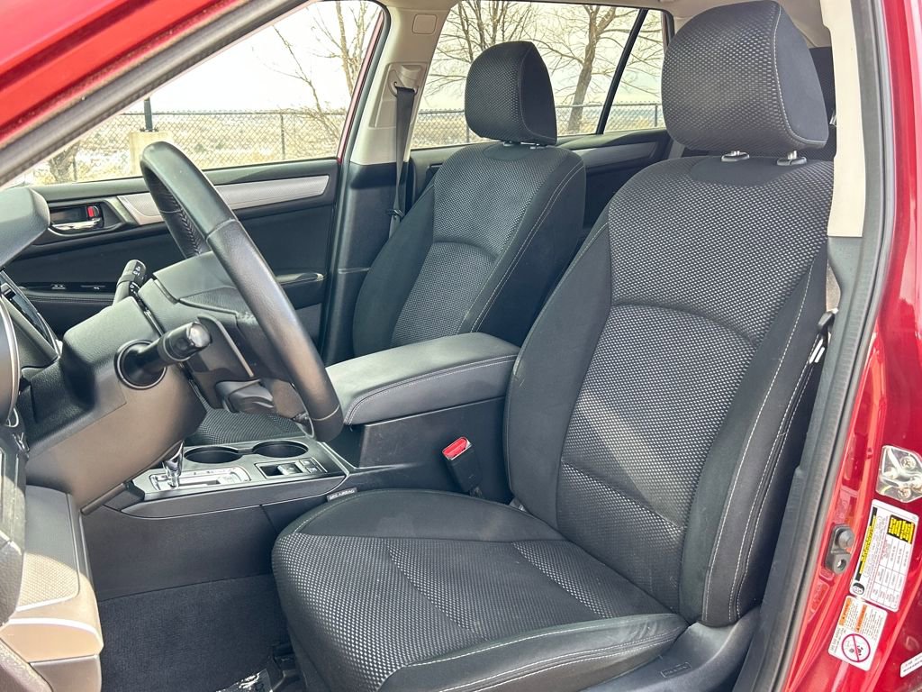 Used 2017 Subaru Outback 2.5i Premium image 18