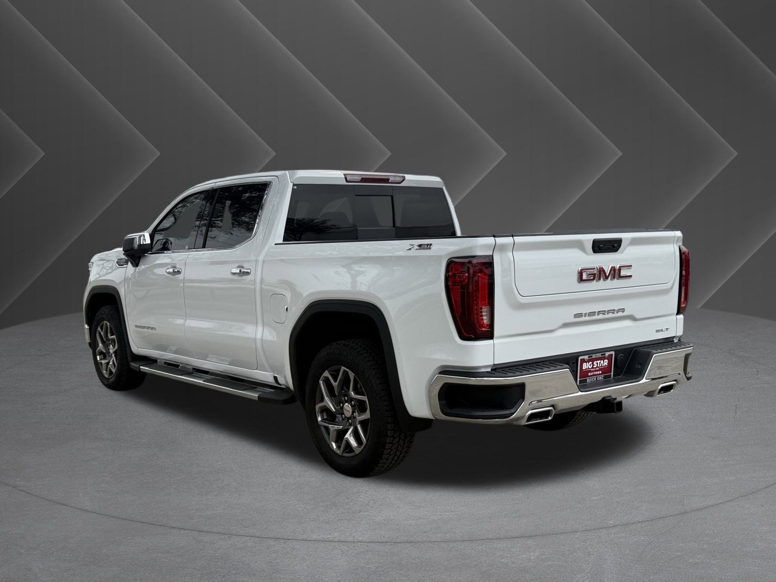 Used 2026 GMC Sierra 1500 SLT image 5