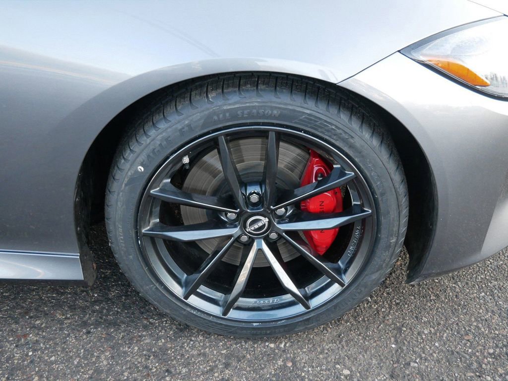 Used 2024 Nissan Z Performance w/ Floor Mat Package image 8