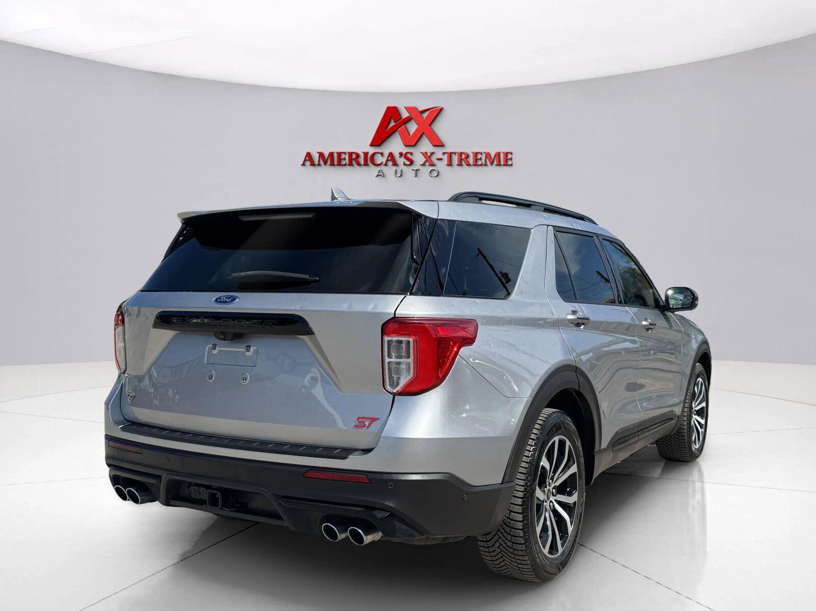 Used 2020 Ford Explorer ST w/ Premium Technology Package AWD/4WD image 6