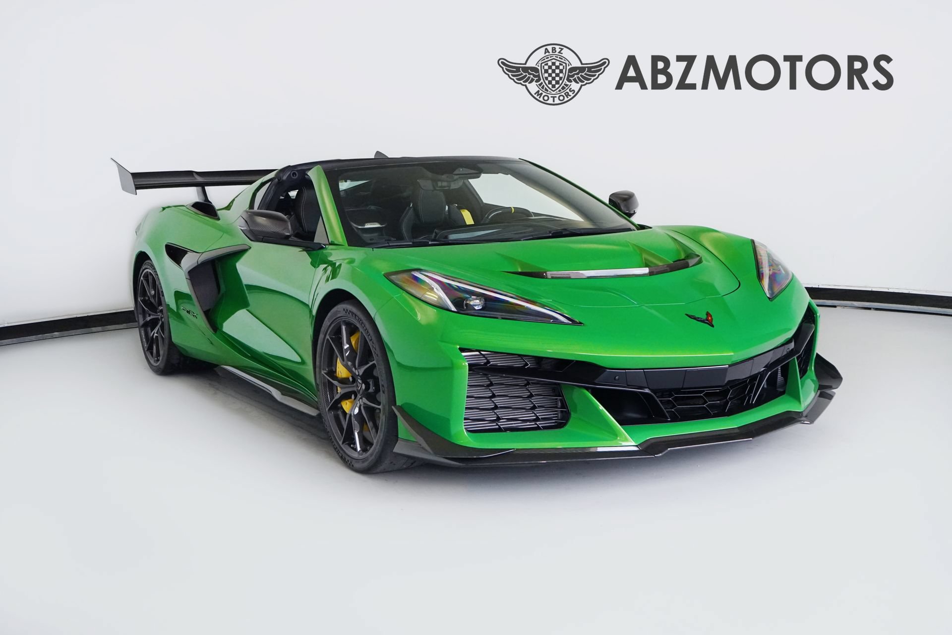 Used 2027 Chevrolet Corvette ZR1X AWD/4WD image 1