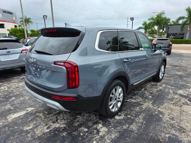 Used 2022 Kia Telluride LX image 7