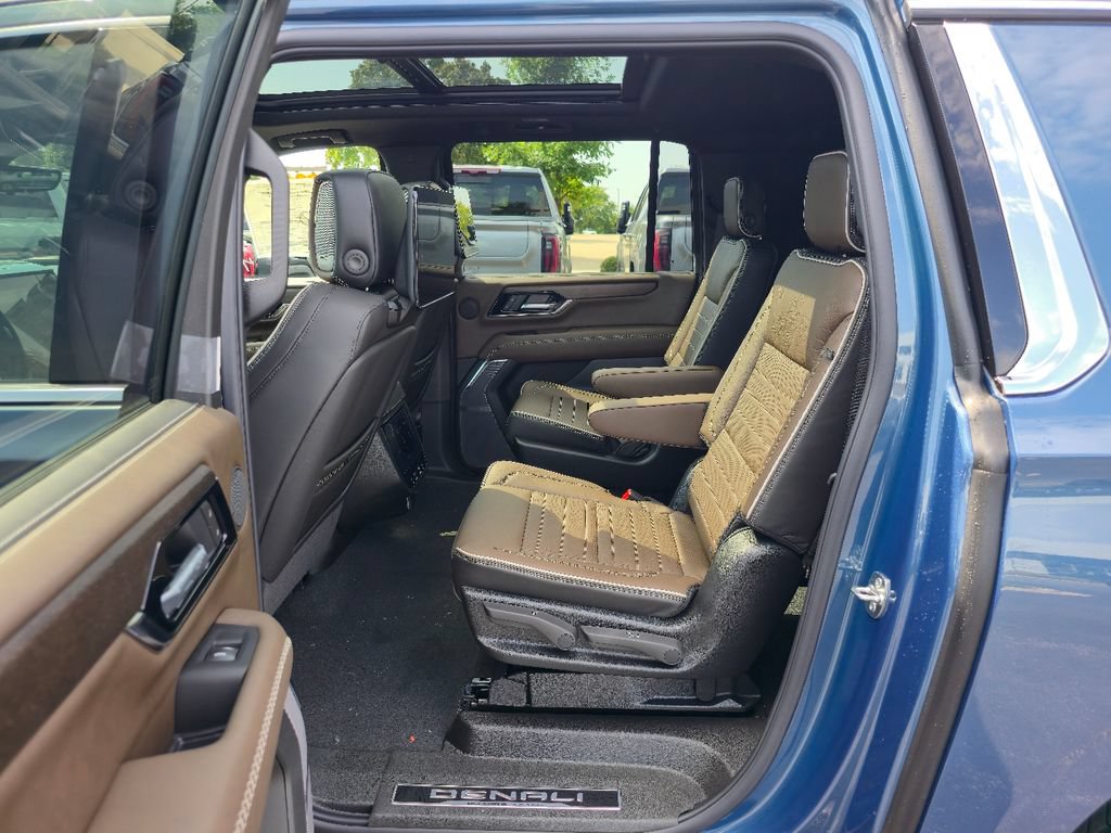New 2026 GMC Yukon XL Denali Ultimate AWD/4WD image 24
