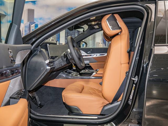 Used 2026 BMW 740i xDrive image 20