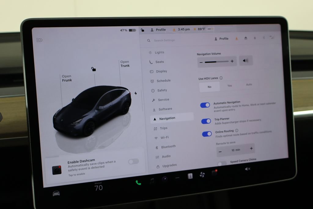 Used 2023 Tesla Model Y 2WD image 40