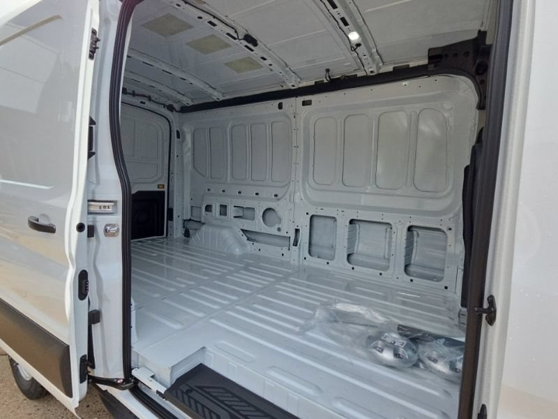 New 2026 Ford Transit 250 148 Medium Roof Extended AWD image 12