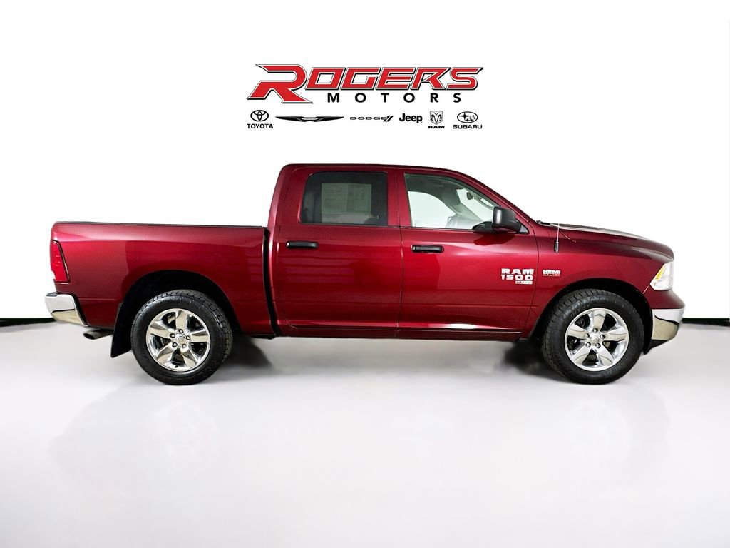 Used 2022 RAM 1500 Classic SLT image 9