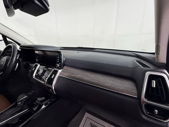 Used 2022 Kia Sorento SX Prestige w/ Rust Color Package image 32