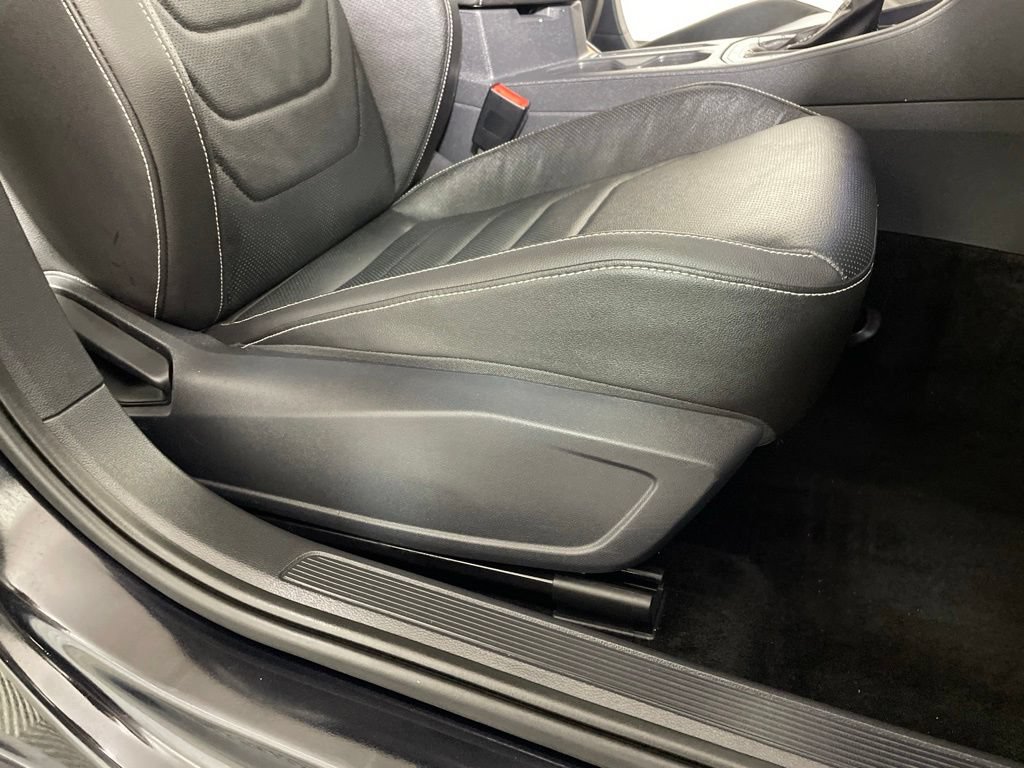 Used 2023 Volkswagen Jetta SEL FWD image 24