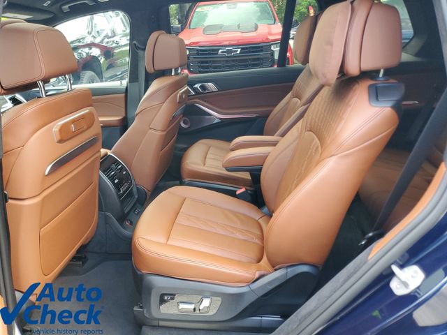 Used 2026 BMW X7 M60i AWD/4WD image 14