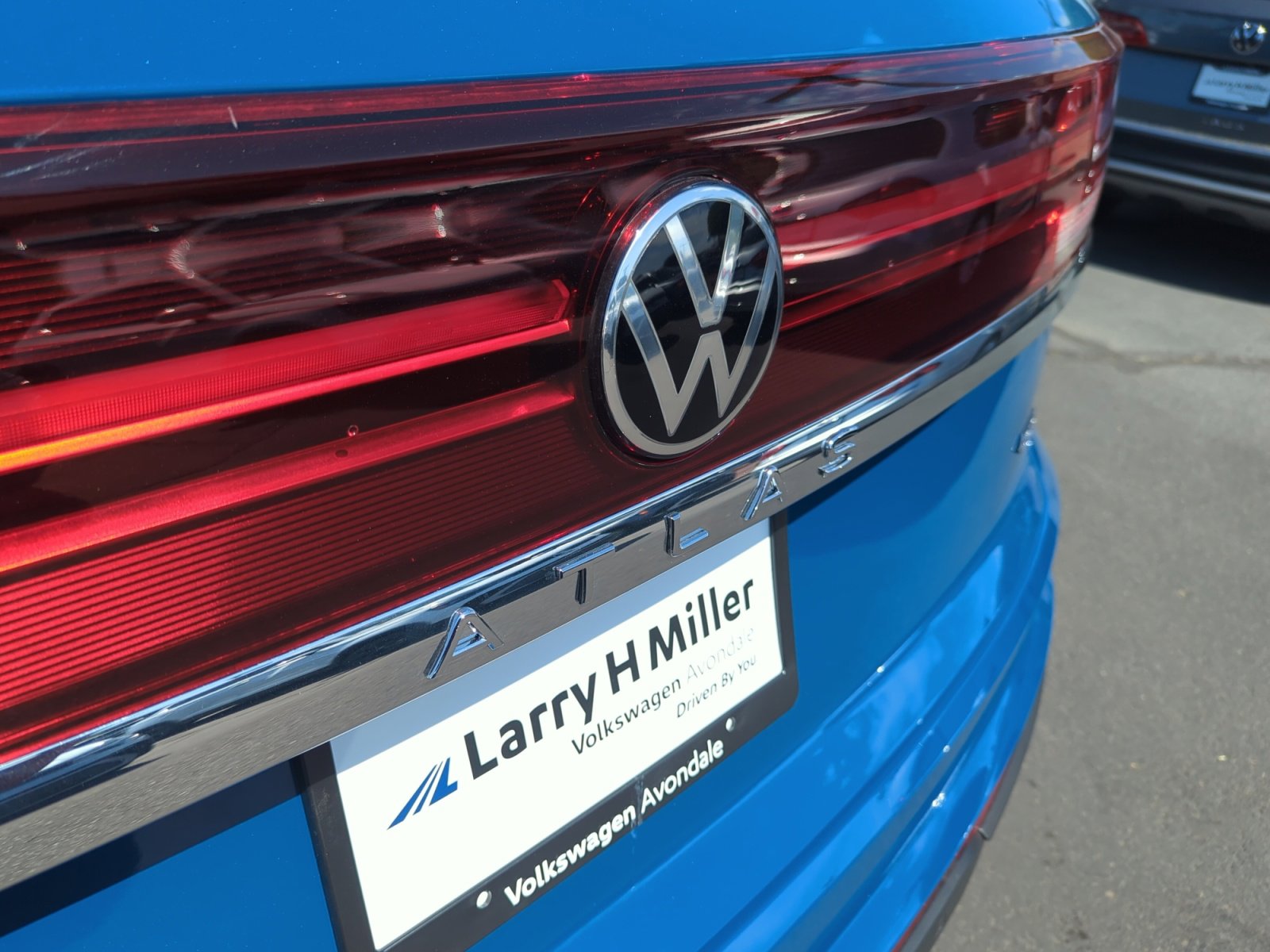 New 2026 Volkswagen Atlas Cross Sport SE image 23