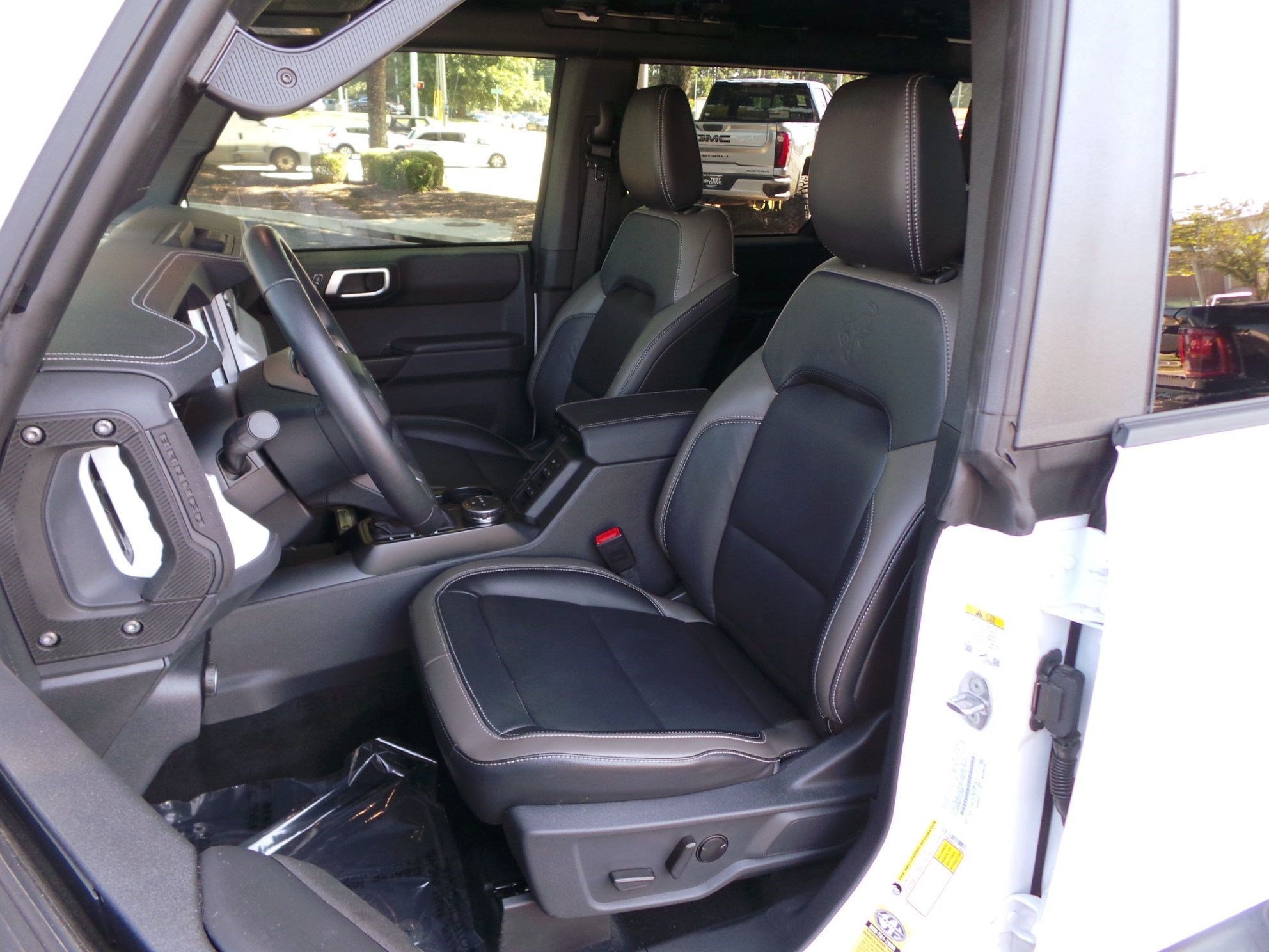 Used 2026 Ford Bronco Outer Banks AWD/4WD image 7