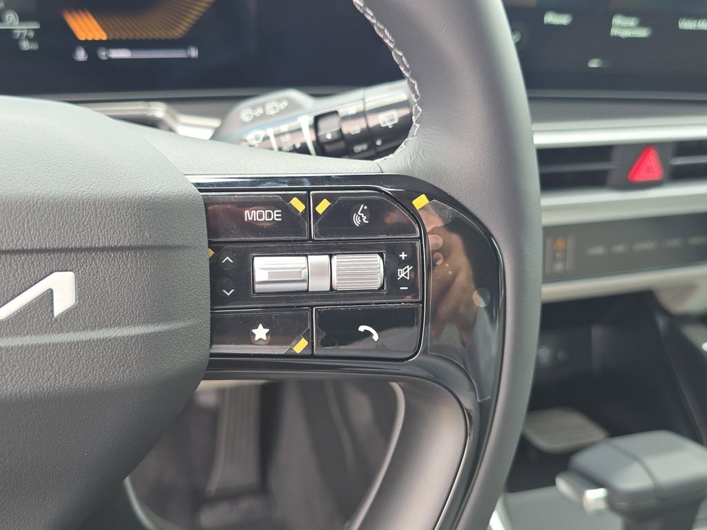 New 2026 Kia Sorento S AWD/4WD image 32