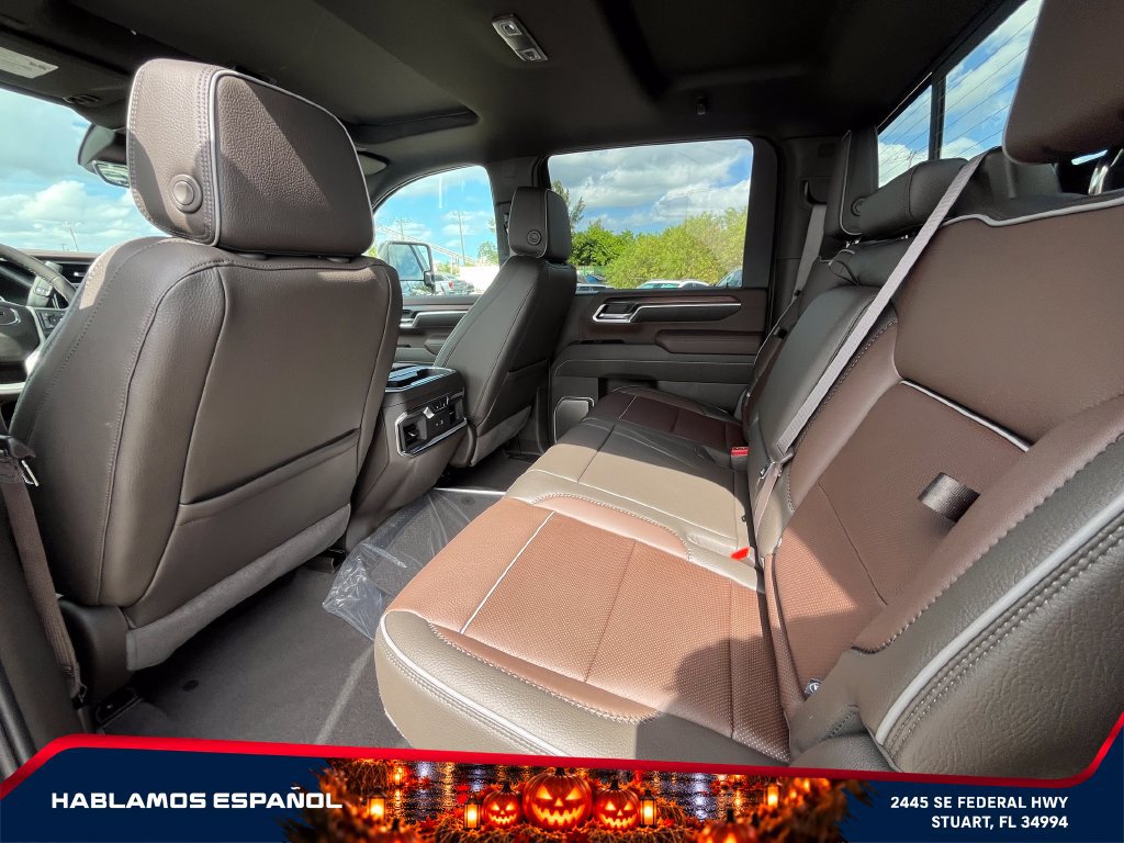 New 2026 GMC Sierra 3500 Denali w/ Denali Reserve Package AWD/4WD image 10
