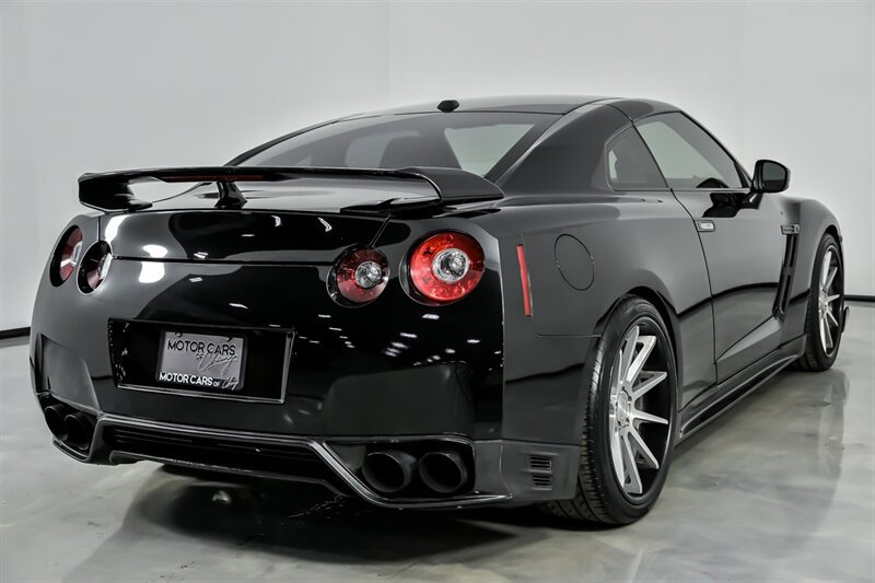 Used 2012 Nissan GT-R Black Edition AWD/4WD image 12
