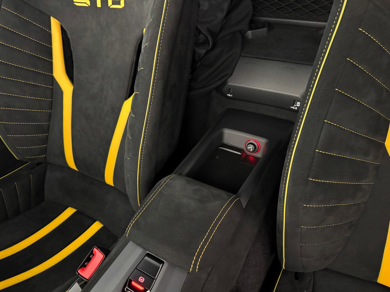 Used 2023 Lamborghini Huracan STO image 20