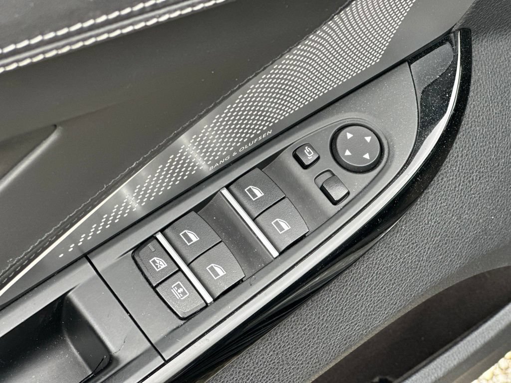 Used 2018 BMW ALPINA B6 xDrive Gran Coupe w/ Executive Package AWD/4WD image 16