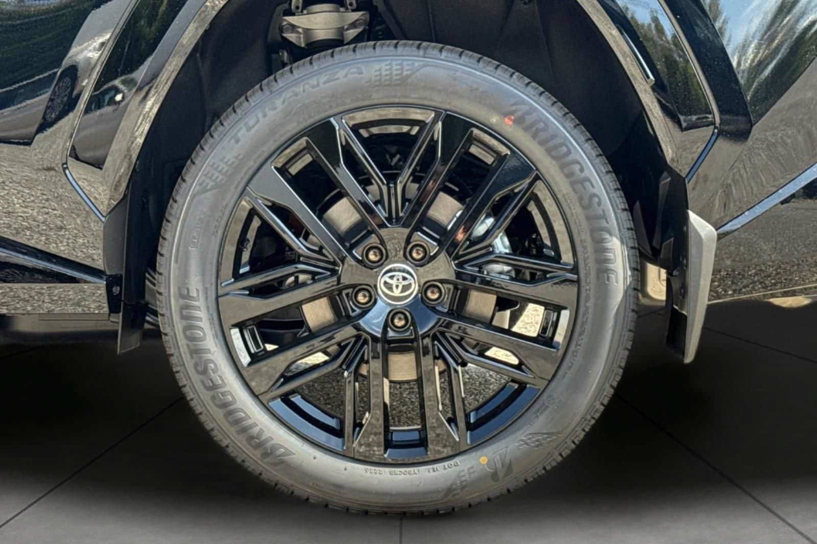 New 2026 Toyota RAV4 XSE AWD/4WD image 33
