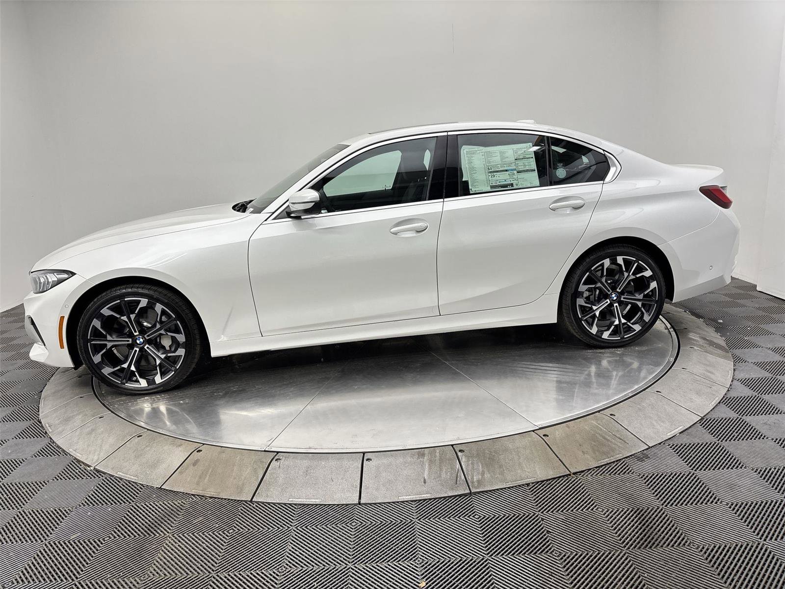 New 2026 BMW 330i xDrive Sedan w/ Premium Package AWD/4WD image 16