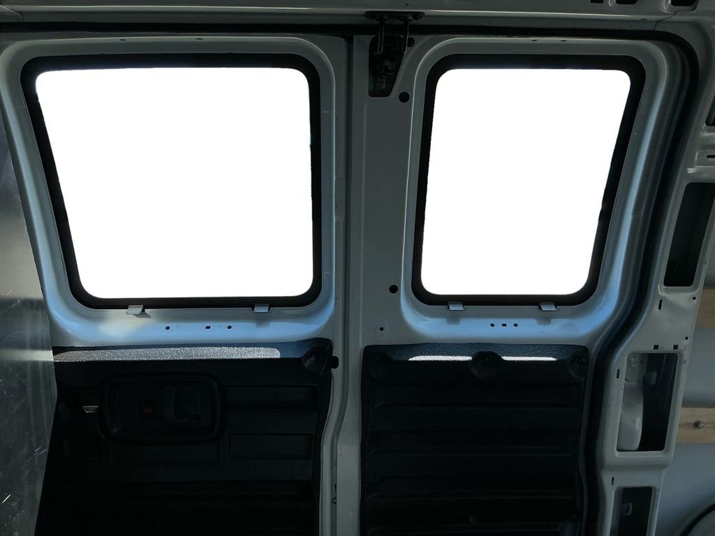 Used 2024 GMC Savana 2500 w/ Driver Convenience Package image 21