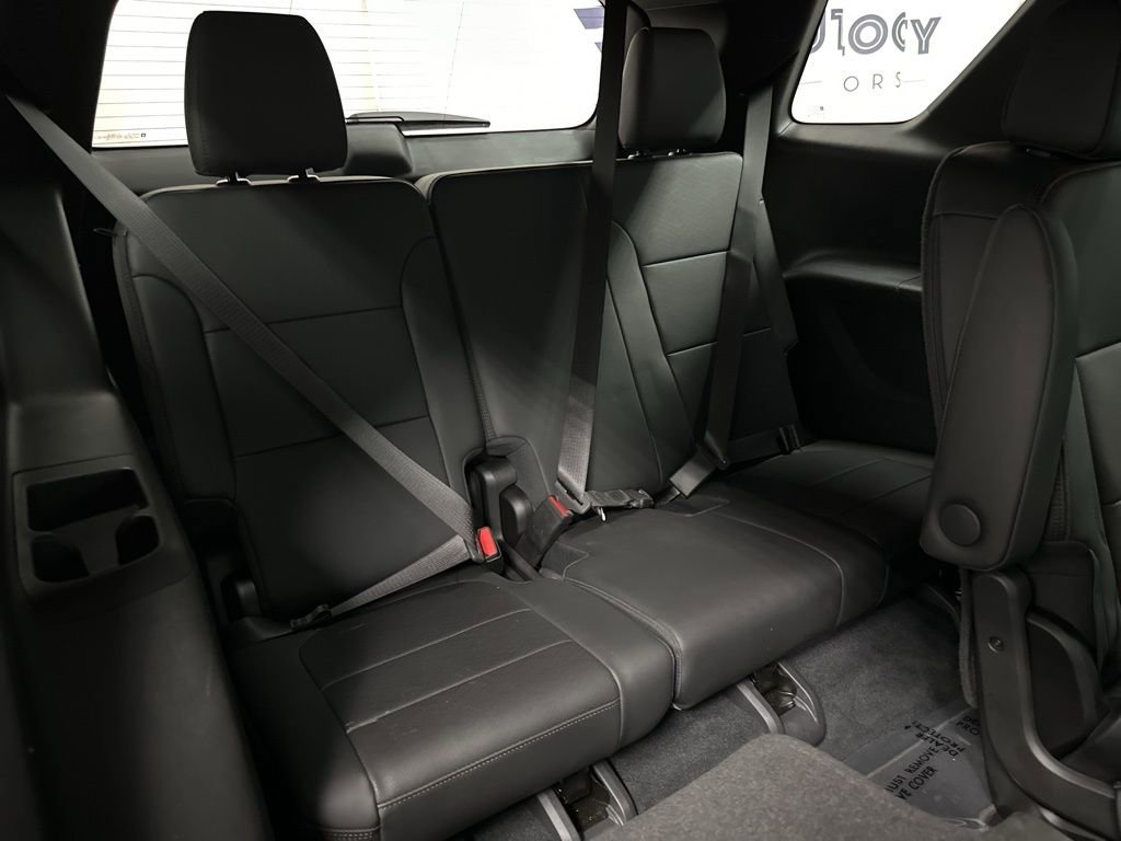 Used 2022 Chevrolet Traverse High Country AWD/4WD image 42