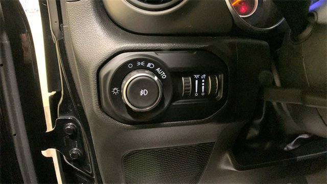 Used 2022 Jeep Wrangler Unlimited Sport image 26