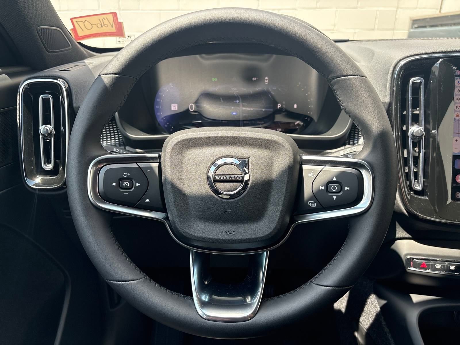 New 2026 Volvo XC40 B5 Ultra w/ Climate Package image 15