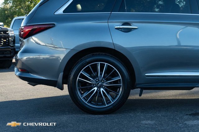 Used 2020 INFINITI QX60 Signature Edition w/ Cargo Package Essential image 5