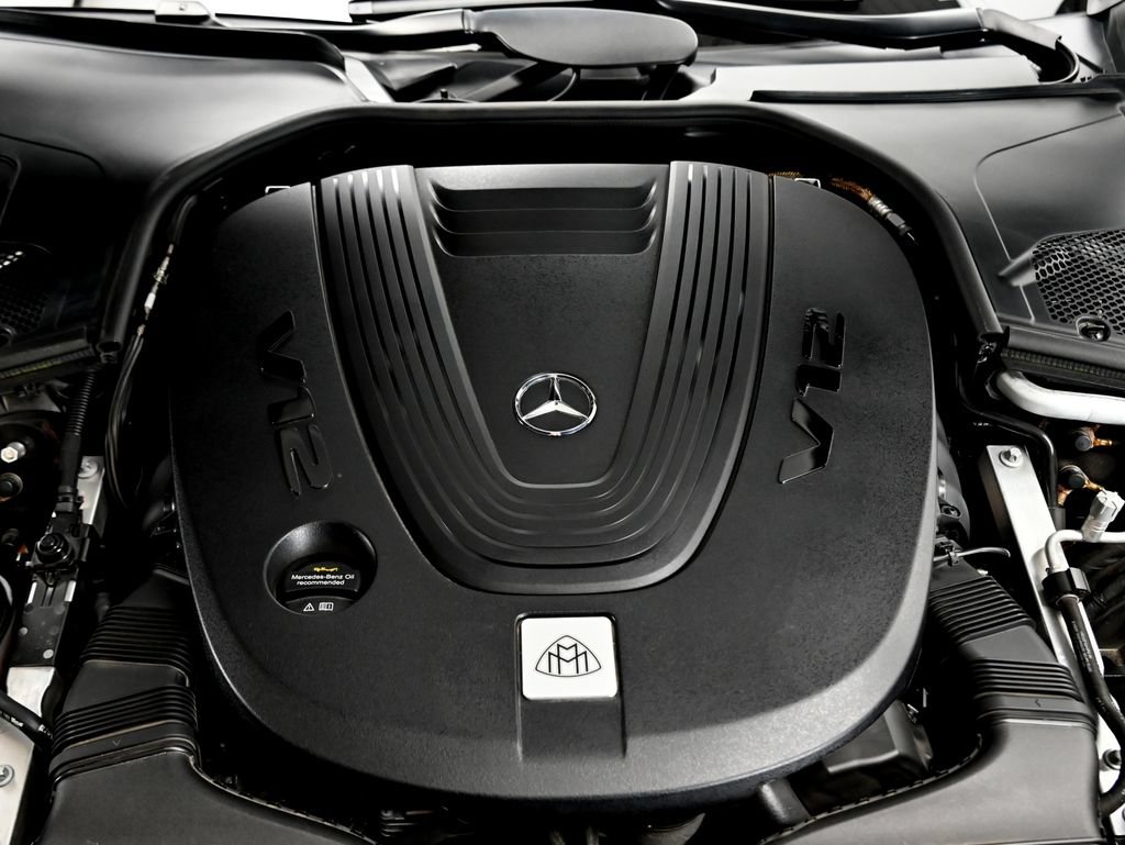 Used 2024 Mercedes-Benz Maybach S 680 4MATIC image 32