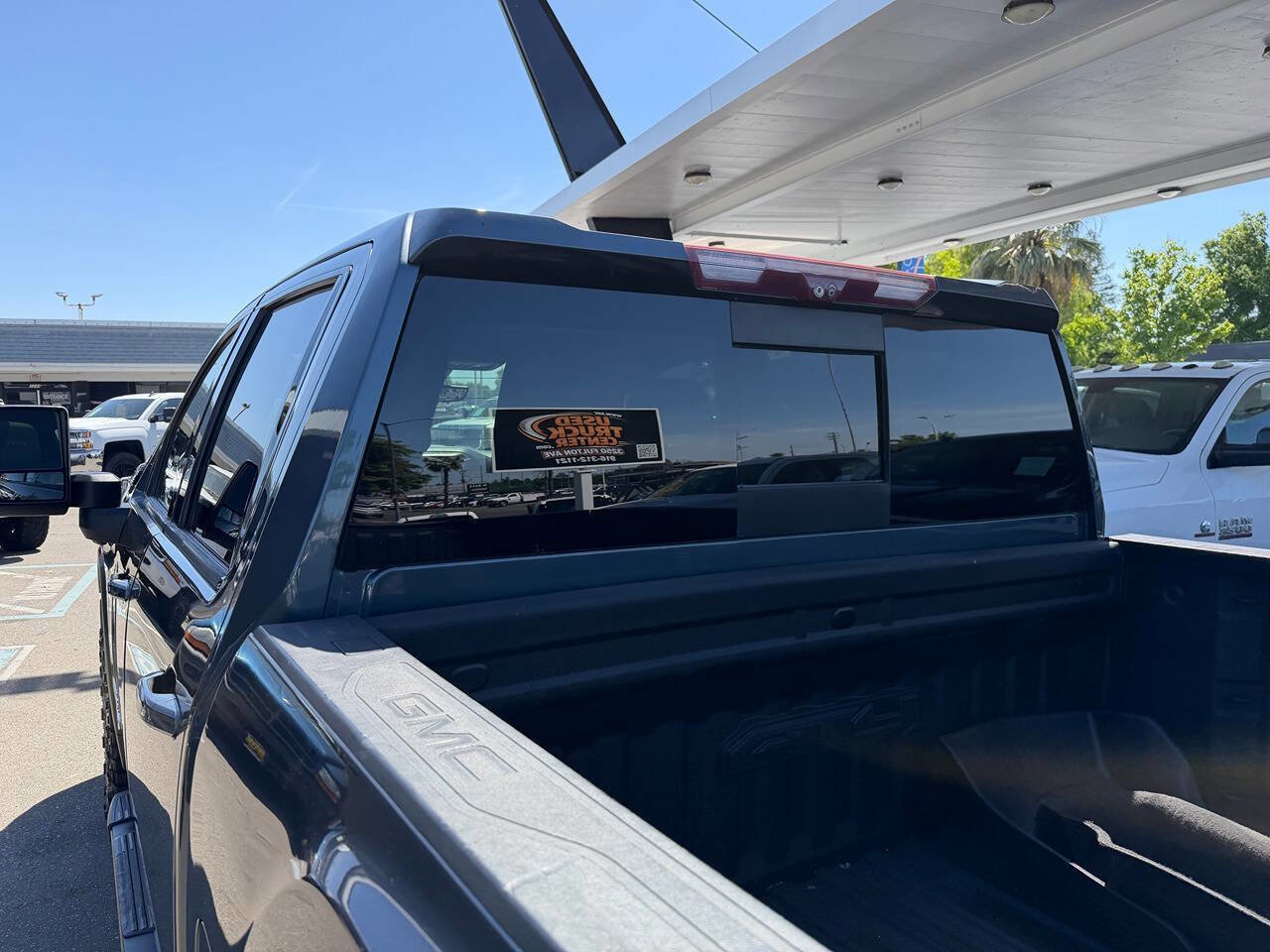 Used 2020 GMC Sierra 3500 AT4 w/ AT4 Premium Package image 48