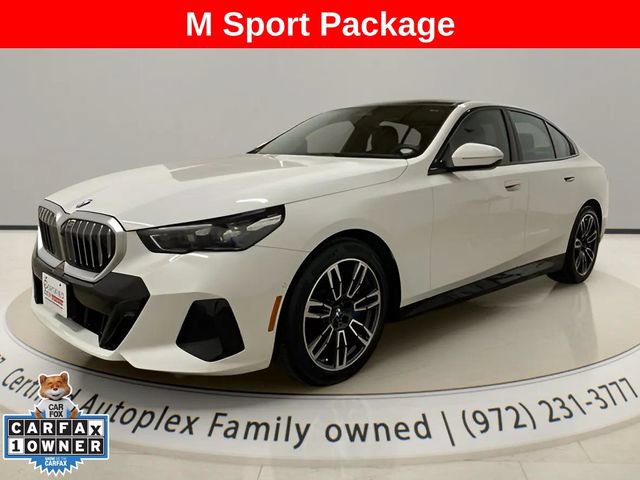 Used 2026 BMW 530i RWD image 1